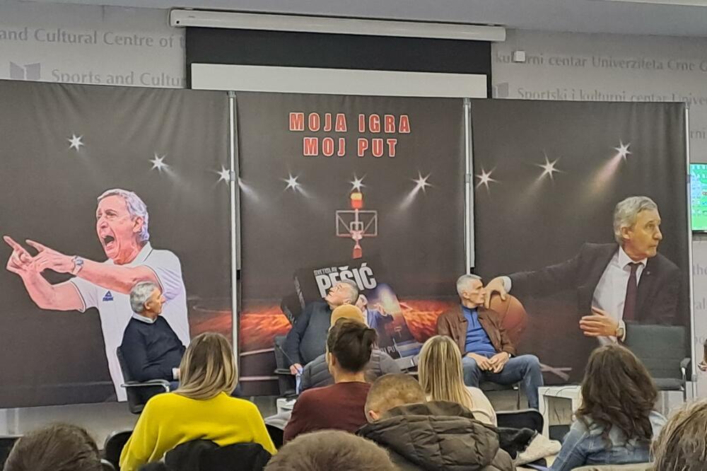 Svetislav Pešić u Podgorici promovisao knjigu „Moja igra, moj put“