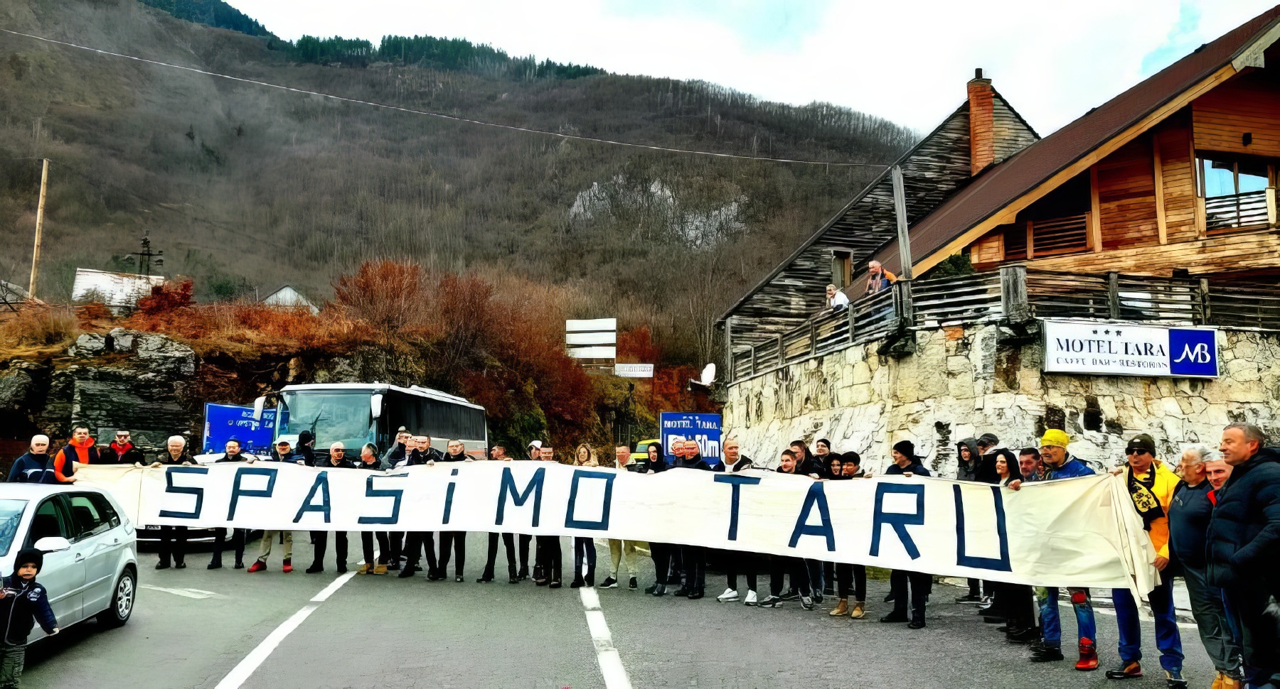 Kao upozorenje CGES-u: Blokirali most na Đurđevića Tari