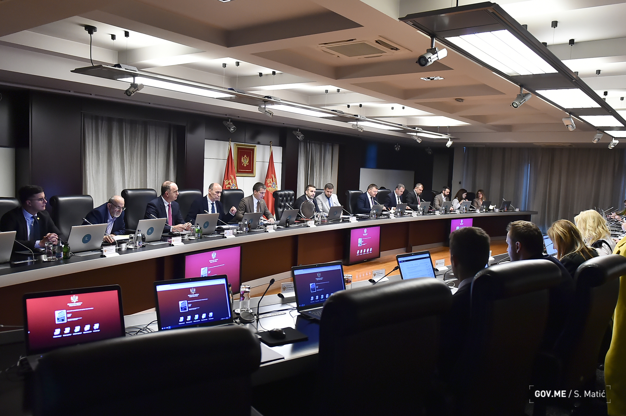 Ovo više nema smisla: Spajić i njegova Vlada za direktoricu Zavoda za školstvo postavili kadar DPS-ovog režima! (FOTO)