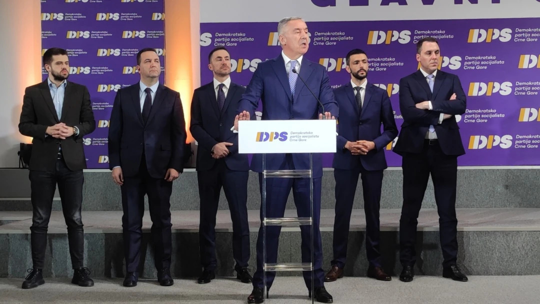 Što je slabiji Milov DPS, stabilnija je Crna Gora