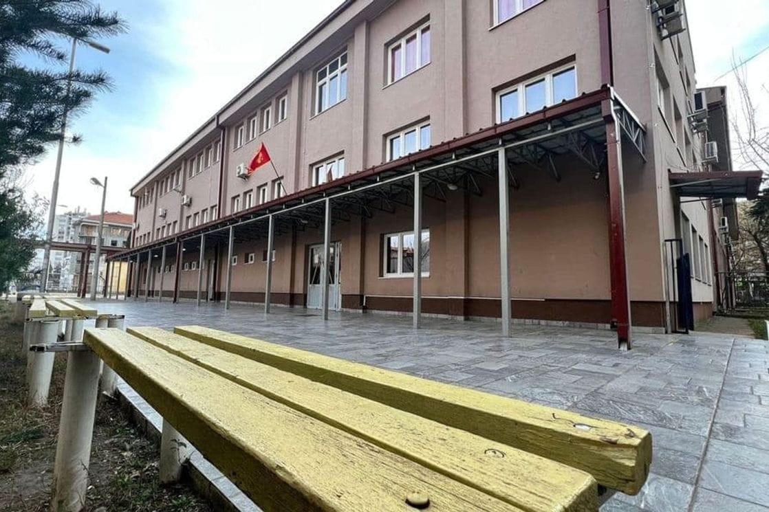 Podgorica: Masovna tuča ispred tehničkih škola, 10-ak osoba napalo đake