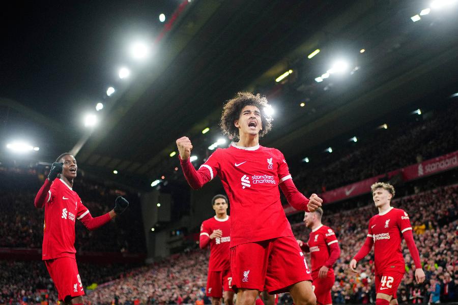 Liverpul, Junajted, Čelsi i Vulverhempton u četvrtfinalu