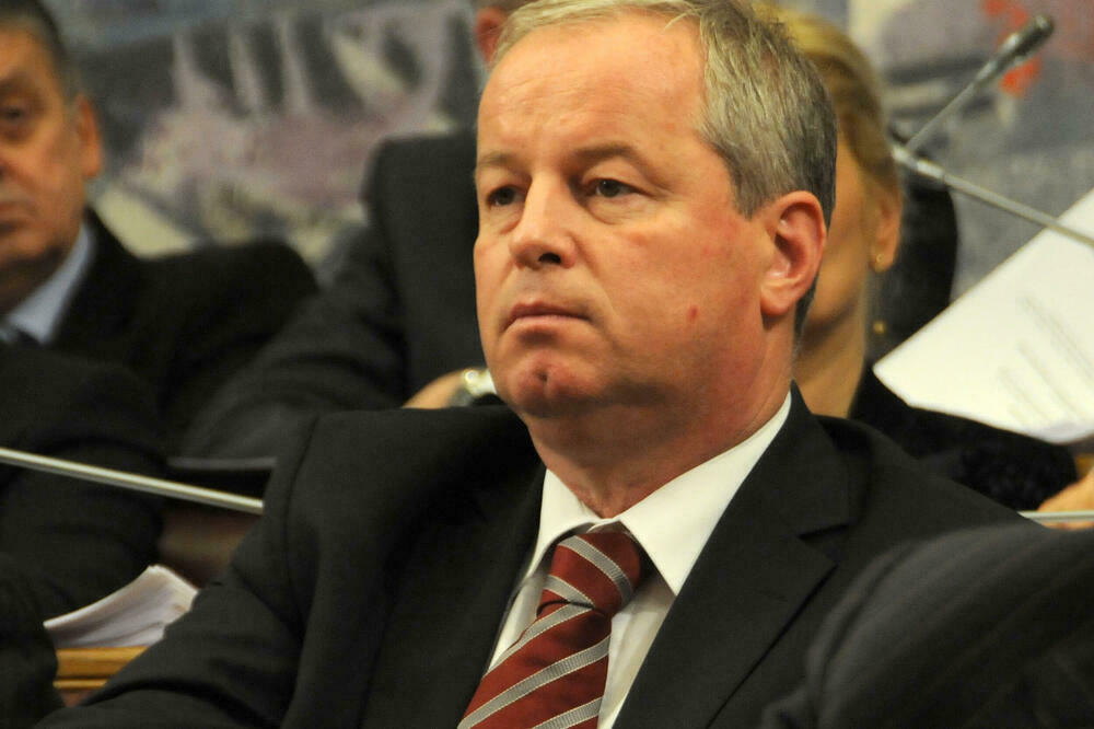 Možda se kriminal ipak isplati: SDT neće provjeravati je li Božidar Vuković iz DPS-a ilegalno stekao imovinu