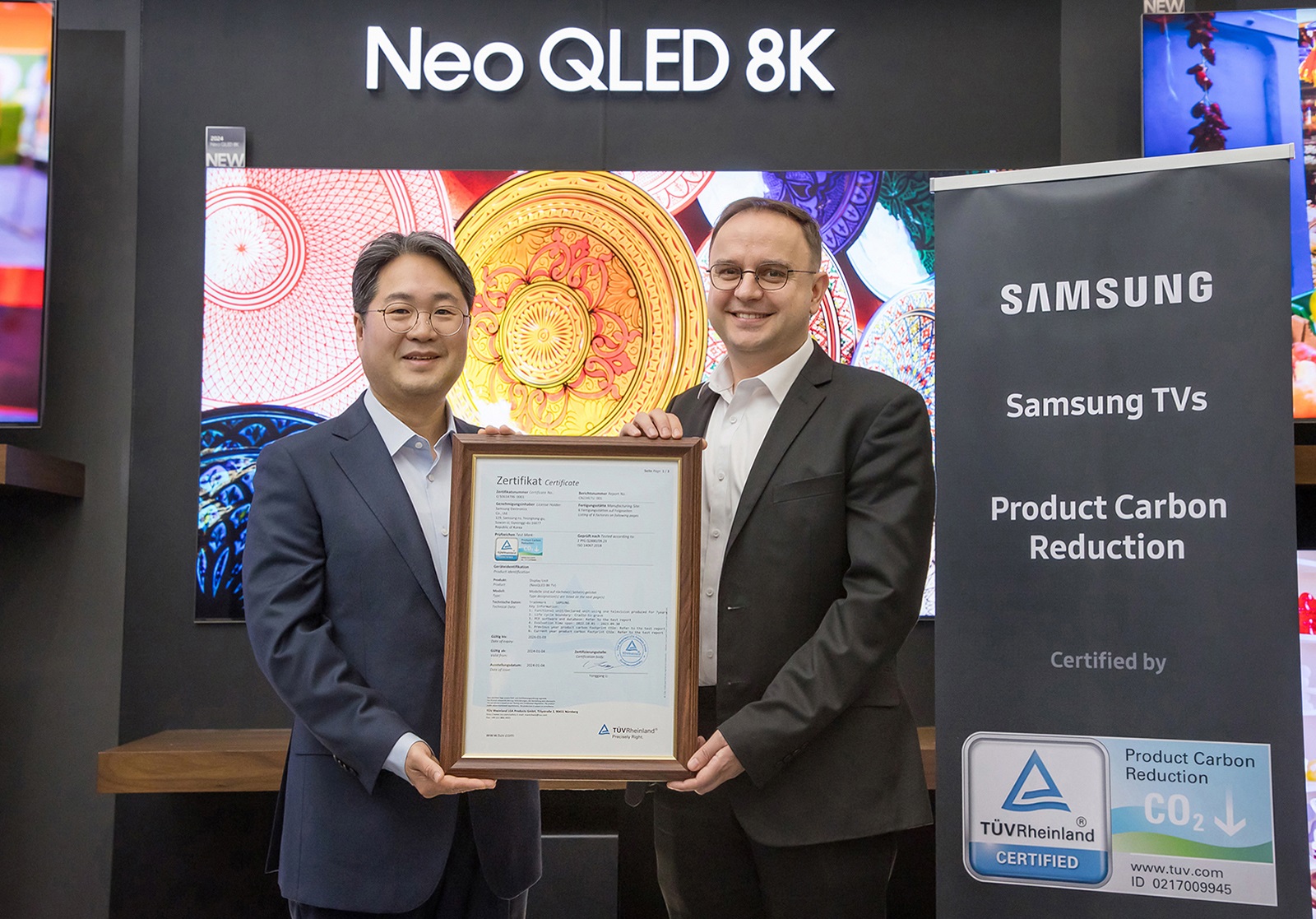Samsung Electronics stekao sertifikat za smanjenje ugljeničnog otiska proizvoda organizacije TÜV Rheinland za Neo QLED, OLED i Lifestyle TV uređaje za 2024. godinu