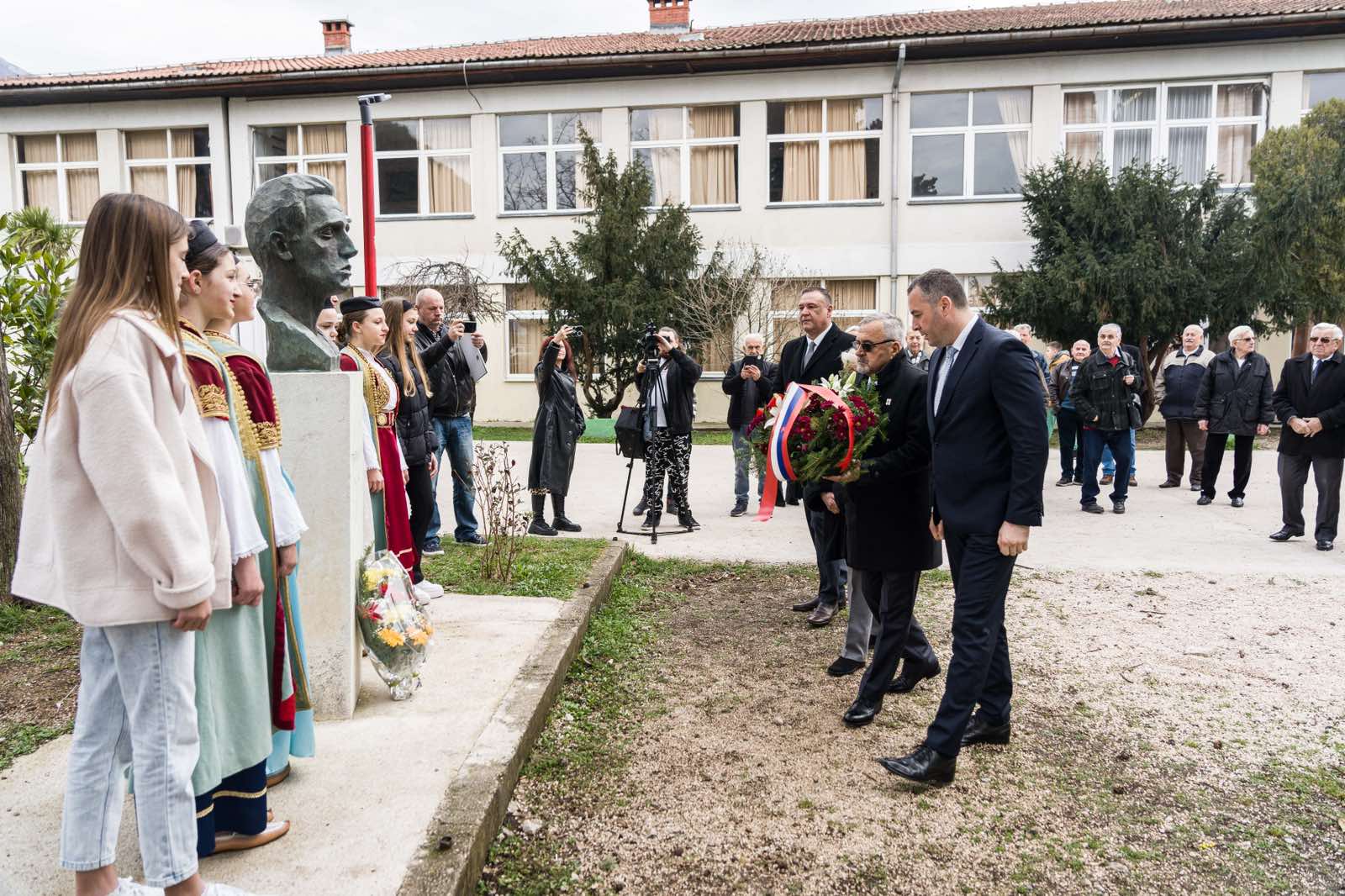 Šćekić prisustvovao svečanosti povodom obilježavanja Dan škole „Ilija Kišić“