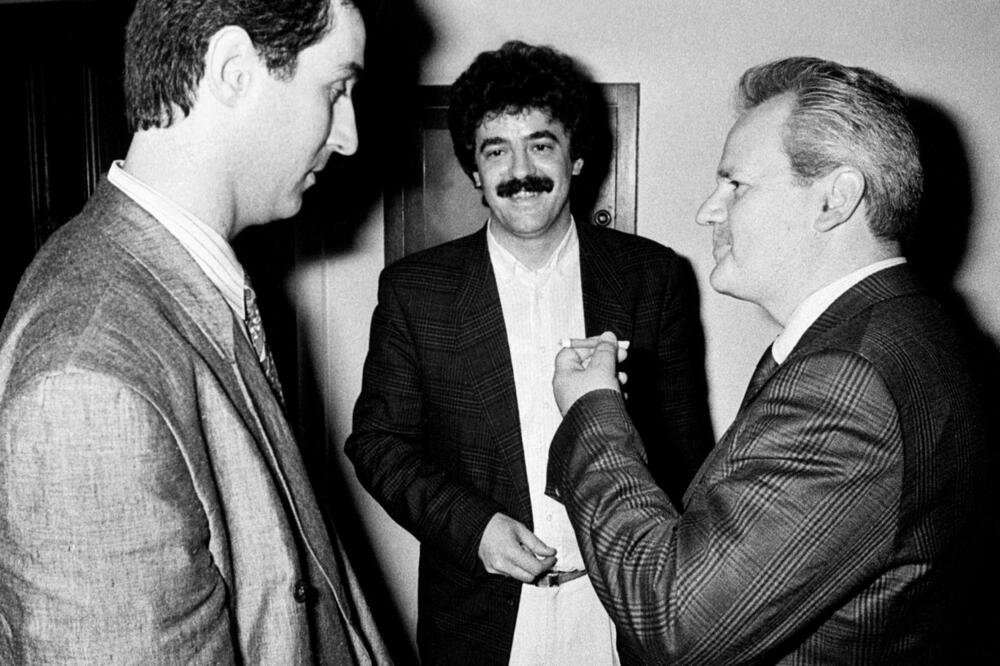 (I DIO) Kako je tekao šverc cigareta u Crnoj Gori: Đukanović je jedan od ključnih Donova crnogorske mafije, šverc bio dopušten od strane Amerikanaca da bi finansirali „borbu“ protiv Miloševića?
