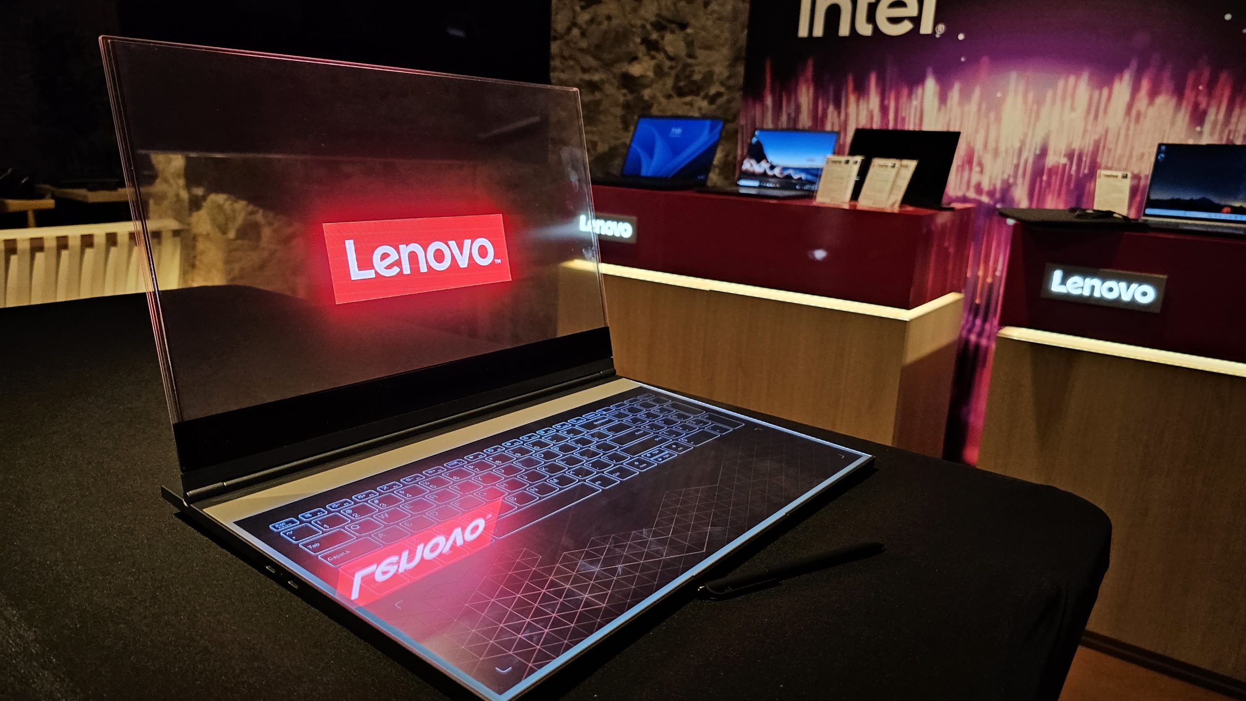 Novi Lenovo laptop je hibrid