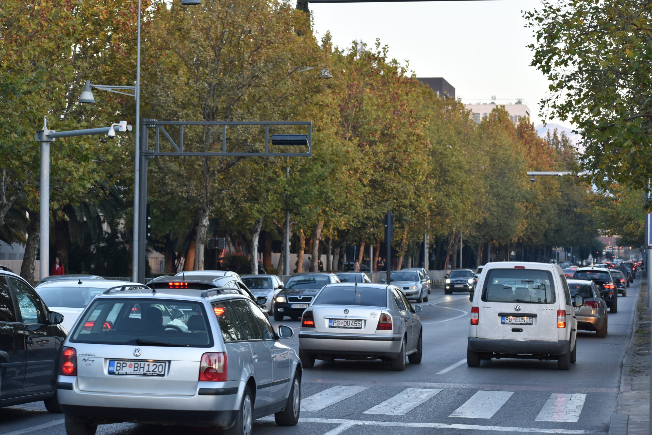Podgorica: Od 20. februara sankcionisanje nesavjesnih vozača u ulicama Kralja Nikole i Petra Prlje
