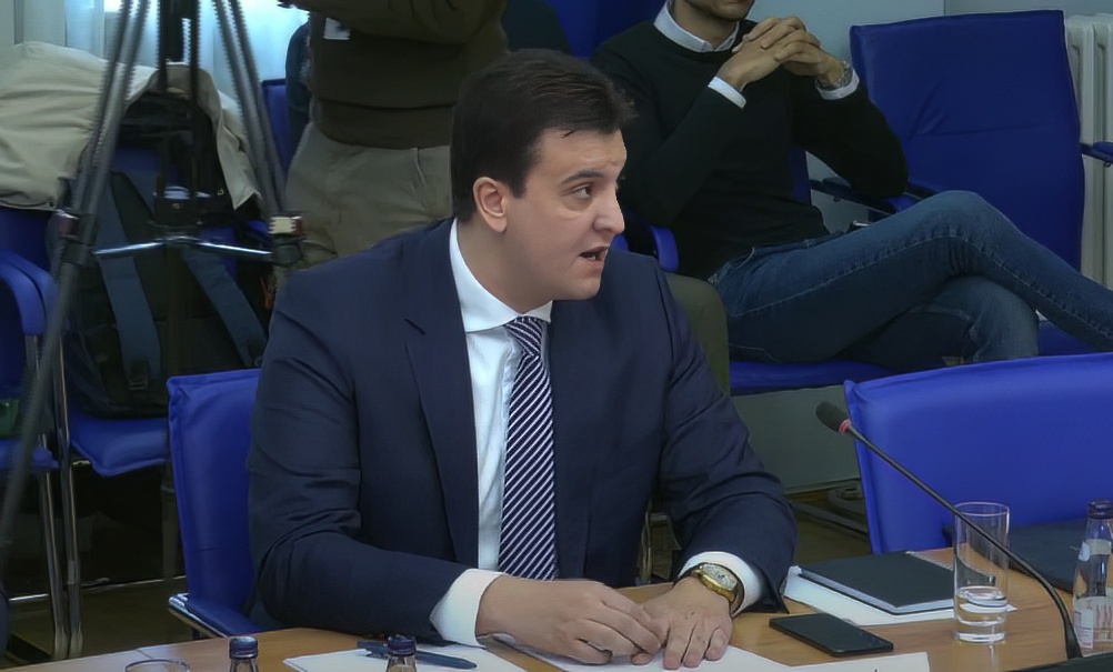 Ministarstvo pravde: Dokumenta demantuju Kovača, Do Kvona prvo tražile SAD