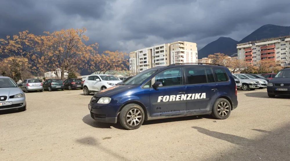 Pucnjava ispred zgrade Opštine Bar, privedene dvije osobe