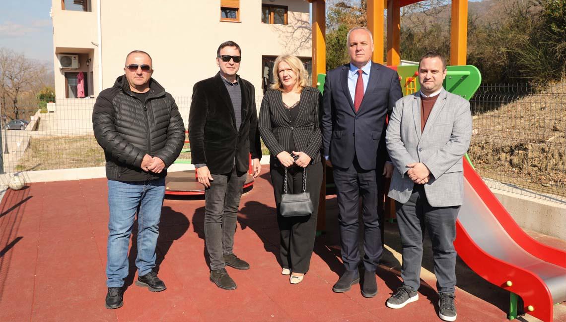 Dječije igralište u Gornjem Grblju mjesto radosti i zabave za sve više mališana na tom području