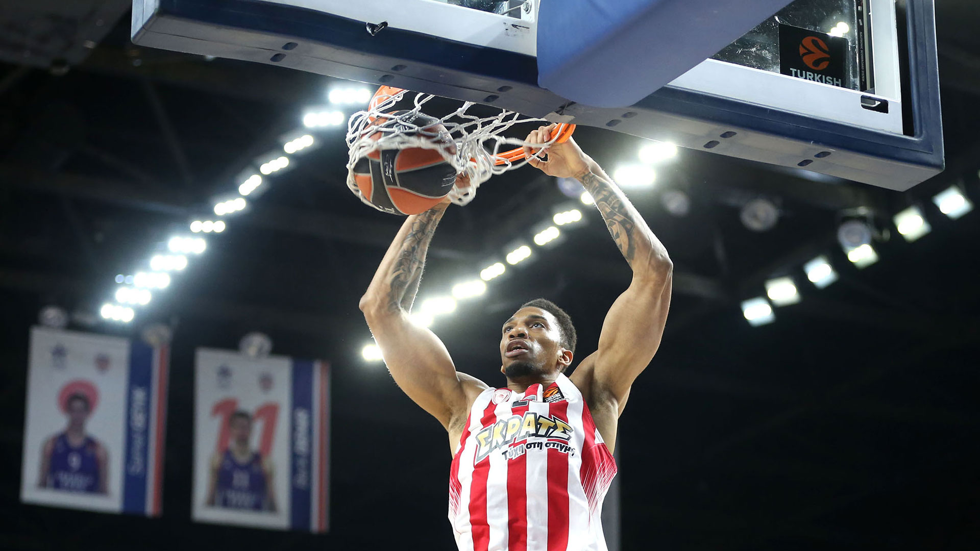 Bivši centar Olimpijakosa se iz NBA vraća u Evropu