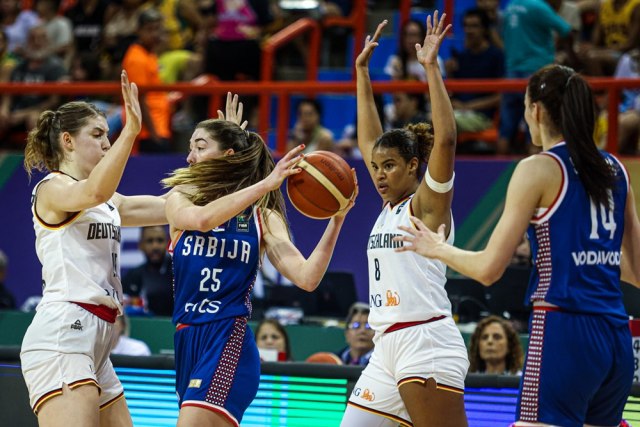 Neočekivan poraz Srpkinja na startu kvalifikacija za Olimpijske igre
