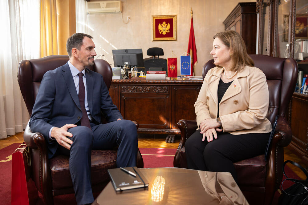 Marković podnio raport američkoj ambasadorki: Nedovoljan bužet opredijeljen za Državno tužilaštvo