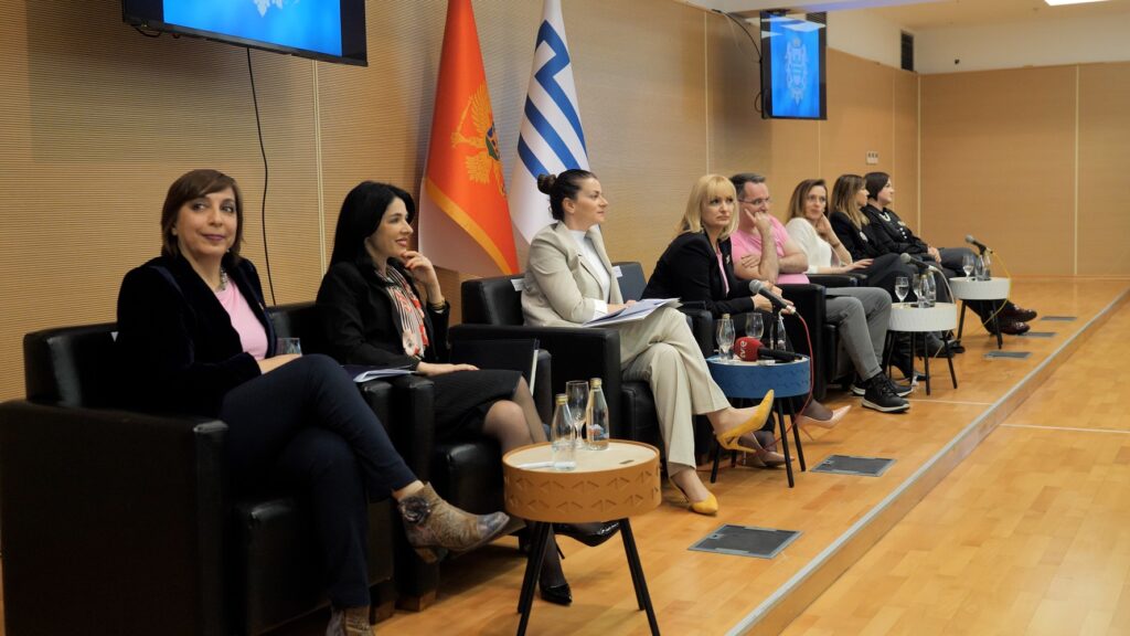 Panel diskusija o vršnjačkom nasilju: Naučiti djecu vrijednostima  tolerancije i razumijevanja