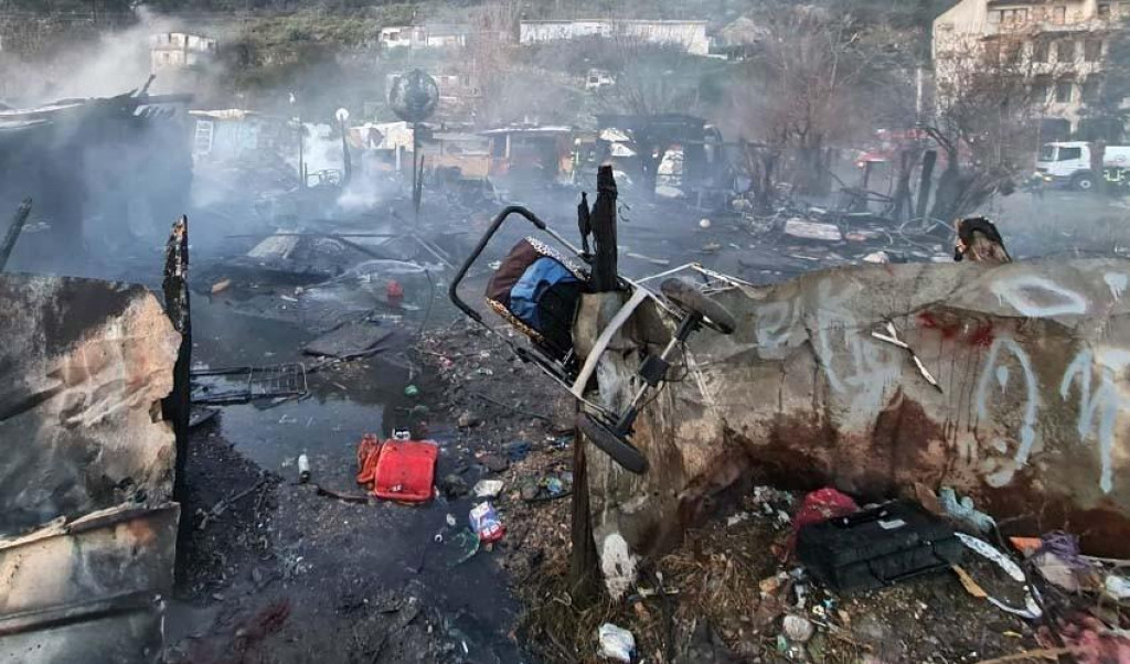 Poslije tragedije u Baru: Romske porodice privremeno smještene na Cetinju