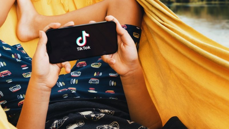 Evropska komisija istražuje da li TikTok stvara zavisnost