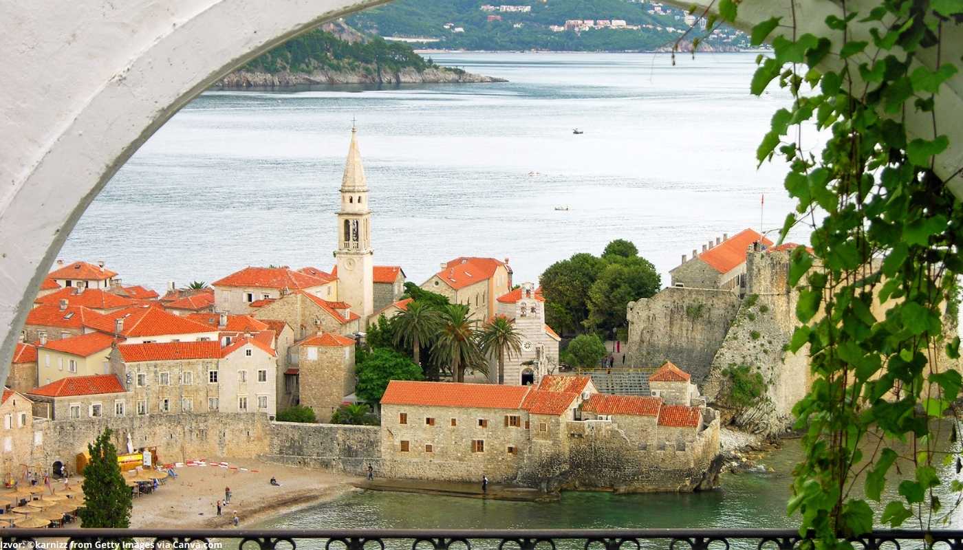 U Crnoj Gori trenutno boravi preko 96.000 stranaca, najviše Rusa, Srba i Turaka