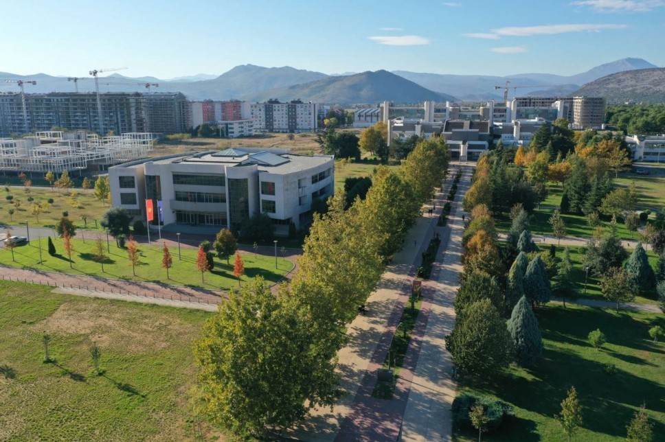 Univerzitet: Osnovna neto zarada redovnih profesora iznosi oko 1.500, vanrednih oko 1.400, a docenata oko 1.250 evra