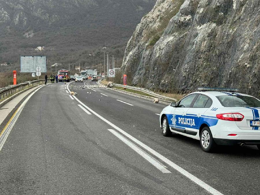 Pala stijena kod tunela Sozina