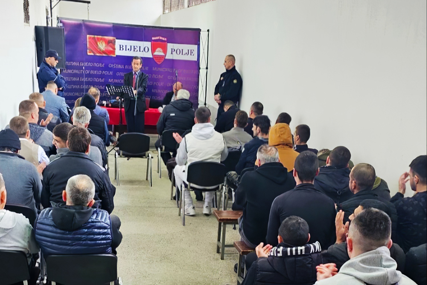 Knežević i Koprivica održali kulturni program u bjelopoljskom zatvoru
