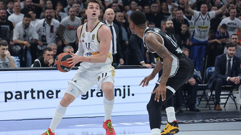 Partizan sve prosuo za nepuna tri minuta