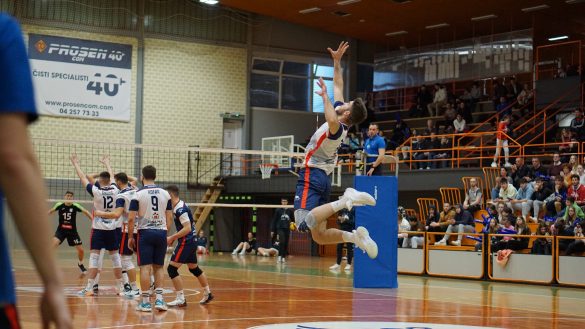 Jovović najbolji poenter slovenačkog šampionata, Strugar predvodi Milas u borbi za plasman u tursku Efeler ligu