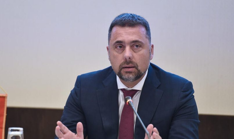 Đurović: Čeka nas pad kamatnih stopa, sa zaduženjem se moralo sačekati