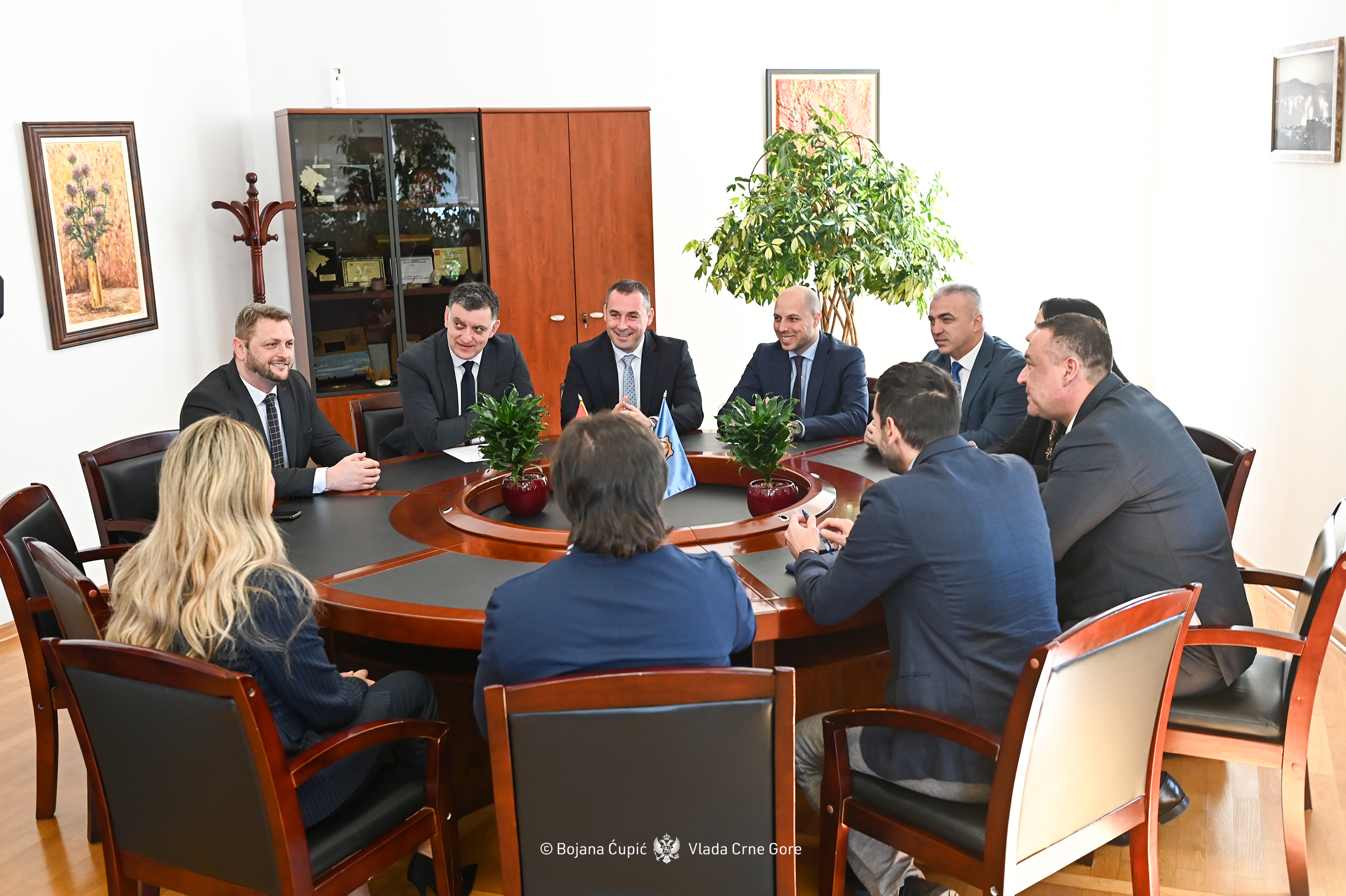 Šćekić u radnoj posjeti Opštini Tivat, sastao se sa Komnenovićem