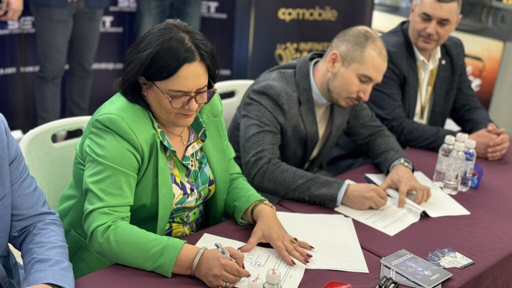 EPCG Solar potpisala ugovor sa kompanijom Kalder: „Put regionalne saradnje kojim treba ići“