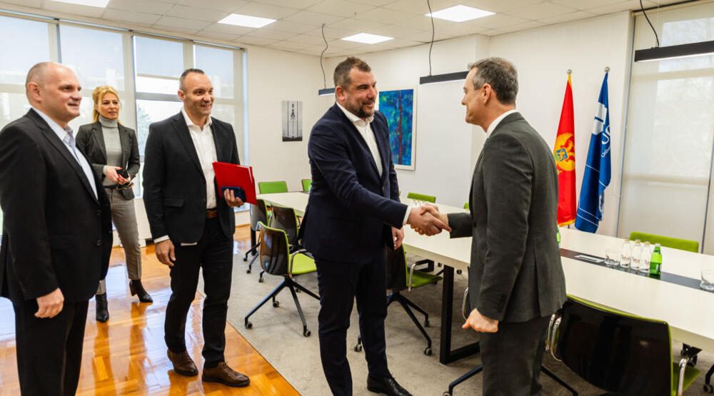 Krapović sa rektorom Vladimirom Božovićem: Ministarstvo odbrane će jačati saradnju sa Univerzitetom