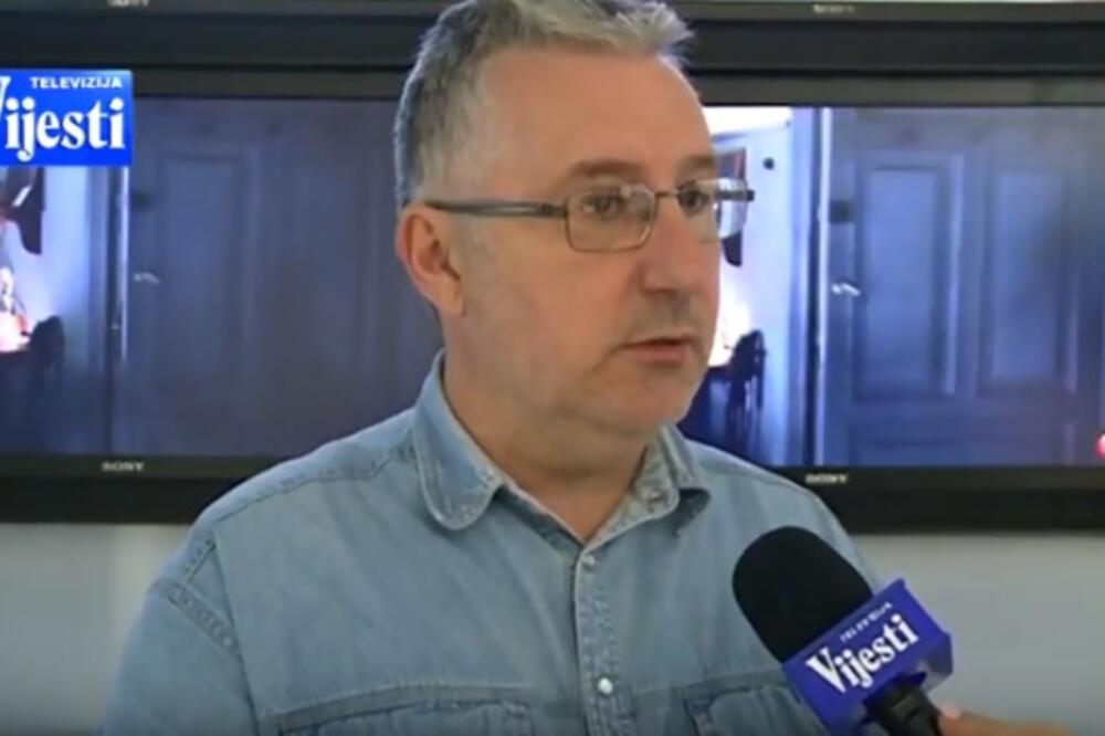 MOREM PLOVI “MONITOROVA” BARKA: Srbofobični novinari na državnim jaslama!