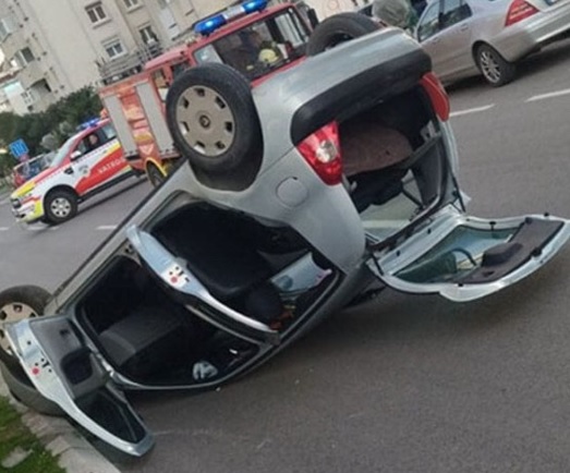 Prevrnuo se automobil u Baru, povrijeđena žena