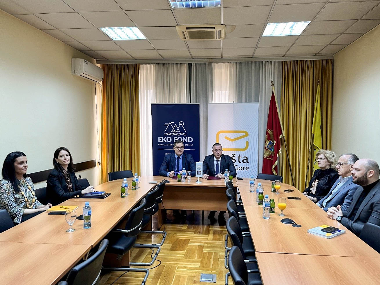 Eko-fond i Pošta Crne Gore potpisali ugovor o subvencijama za nabavku električnih i hibridnih vozila