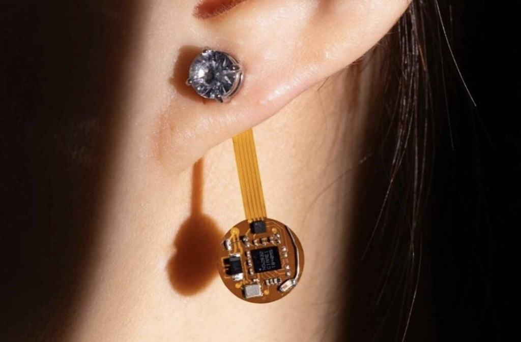 Minđuše sa Bluetoothom koje mjere temperaturu
