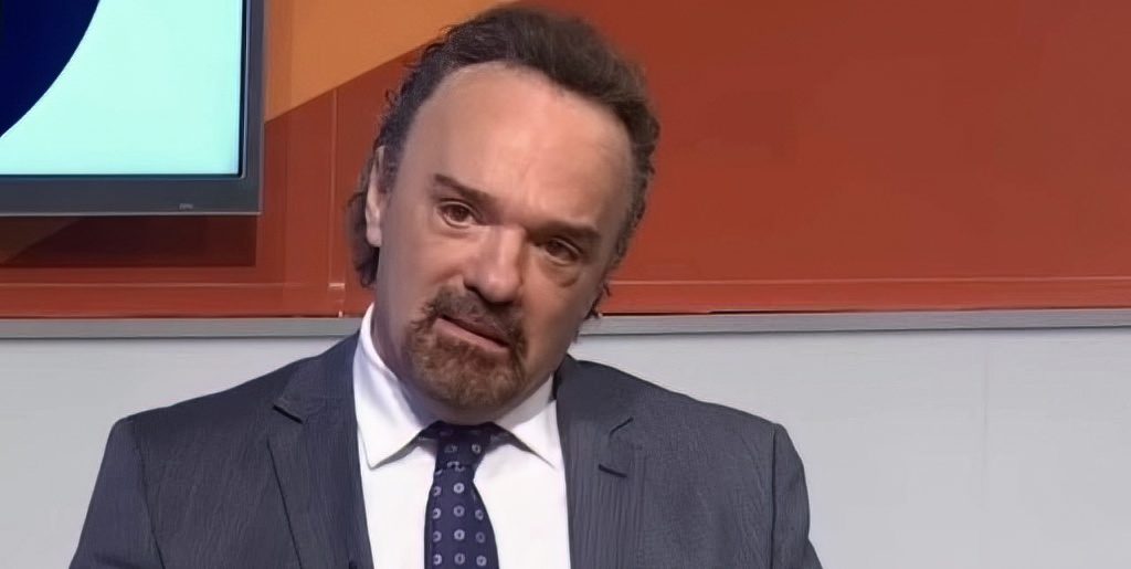 Humanitarna vojna intervencija je naziv za ratni zločin kada se retorički oplemeni