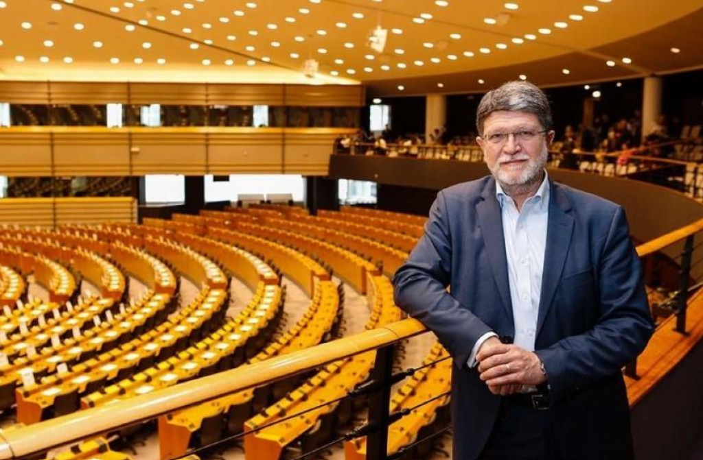 Rodžer Voters ili Tonino Picula