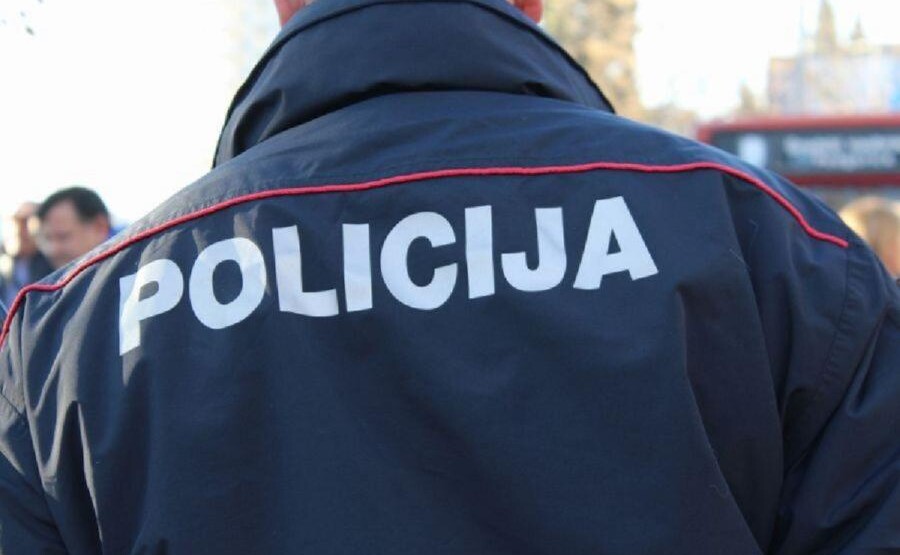 Navijači Budućnosti će se braniti sa slobode zbog napada na policajce u Baru
