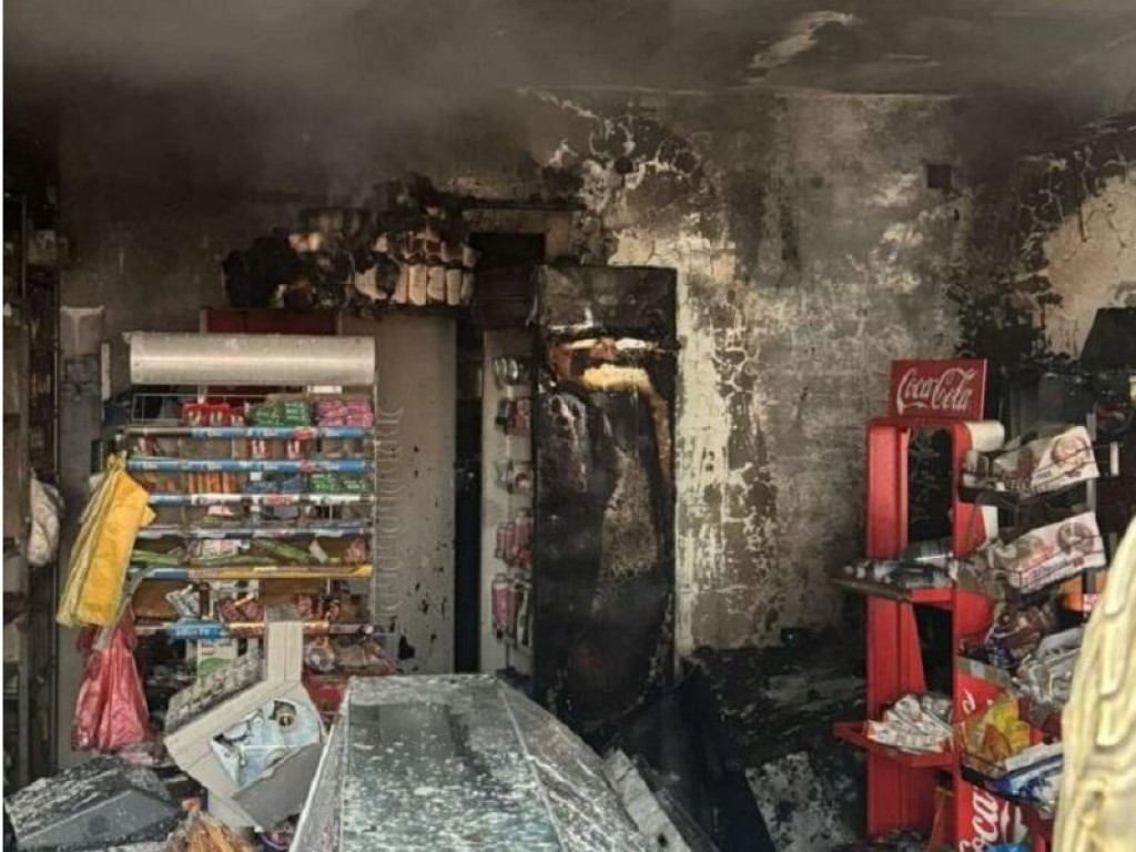 Požar uništio trgovinski objekat u Herceg Novom