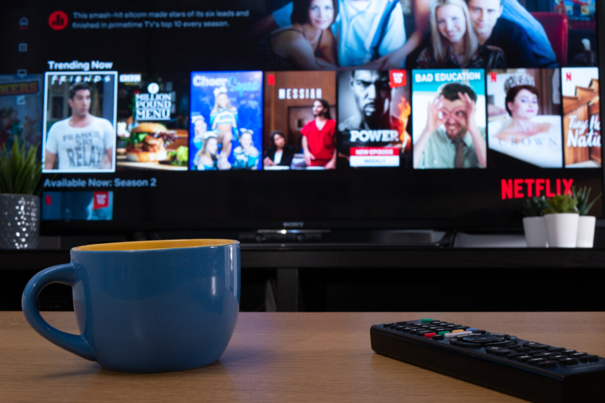 Trećina popularnih Netfliks serija u 2024. su adaptacije romana i video igara: Ovo je lista 10 najgledanijih
