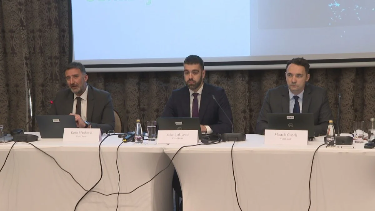 Svjetska banka upozorava Crnu Goru: Pažljivije se zadužujte; Naredne godine dolazi do usporavanja rasta ekonomije
