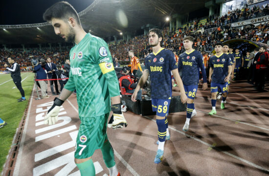 Novi skandal u turskom fudbalu: Fener poslao juniore na Superkup pa napustio teren u drugom minutu