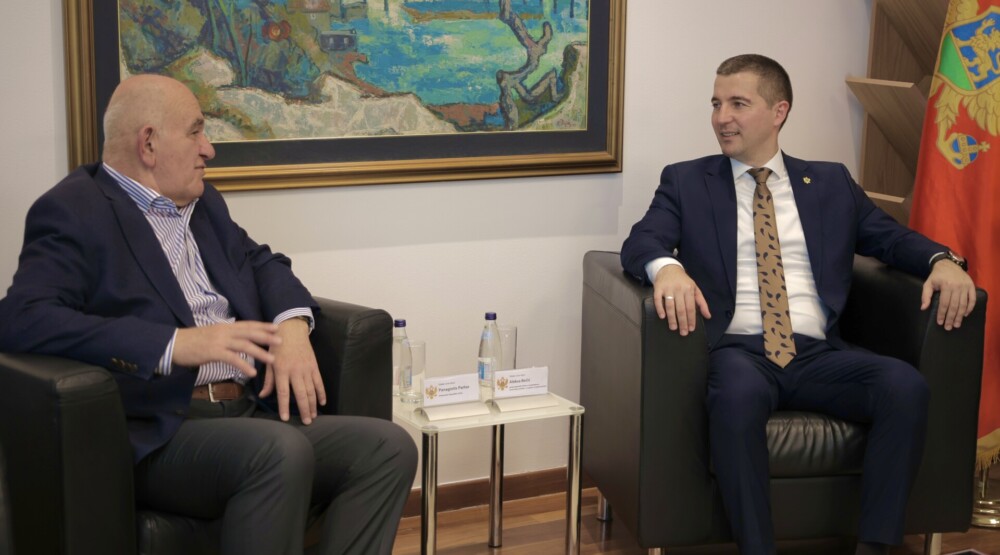 Grčki ambasador poručio Bečiću: Rado ću Vas se sjećati
