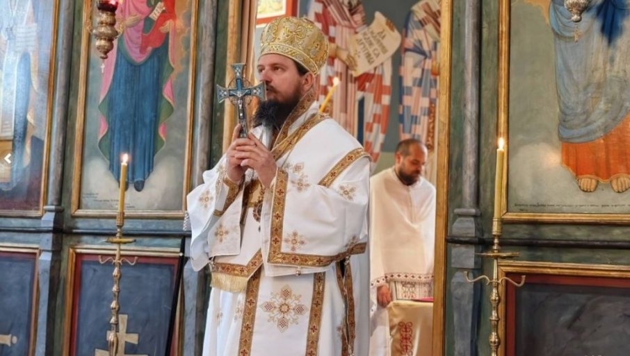 Vladika Sergije: Ponovo pjevaju pjesme koje su se pjevale kada su Srbi vođeni na klanje