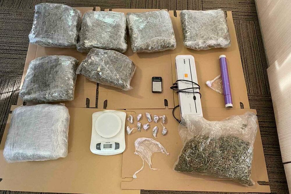 Podgoričanin uhapšen sa 10 kilograma marihuane i manjom količinom kokaina