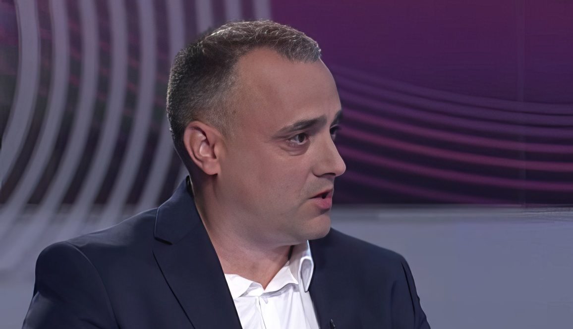 Šćepanović: Upravni sud je odlučio da je izbor Savićevića bio nelegalan; Godišnje inkasira minimum 250.000