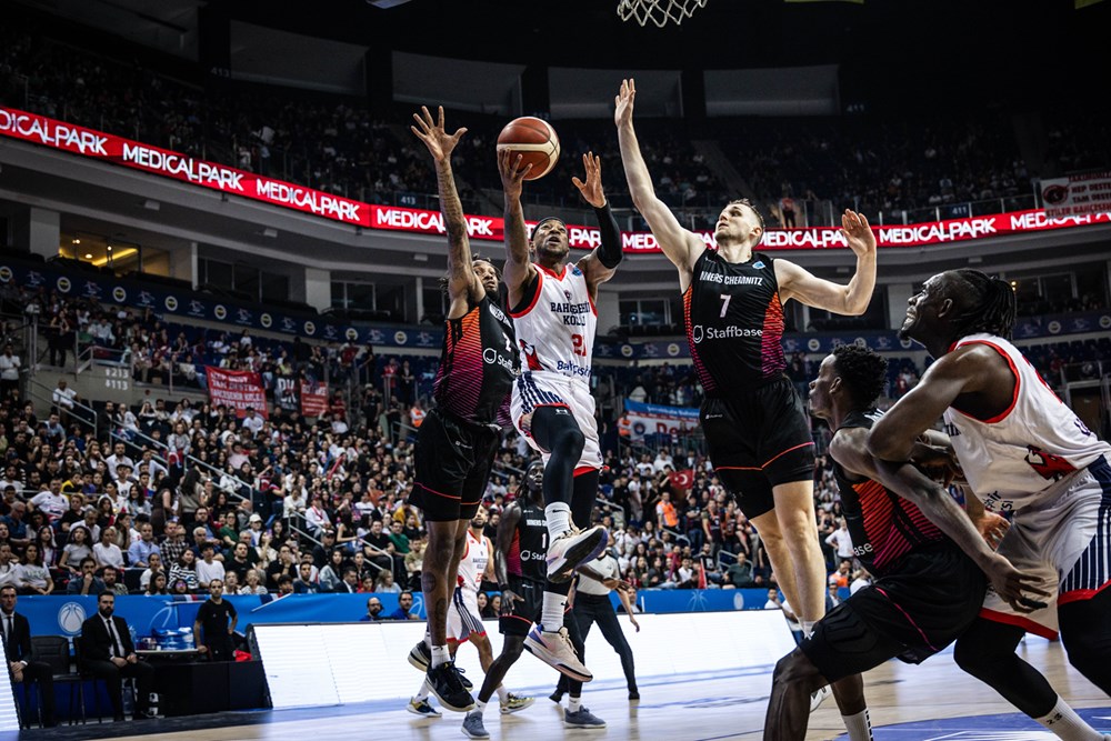 FIBA Evropa kup: Radonjićev tim u produžetku ostao bez trofeja