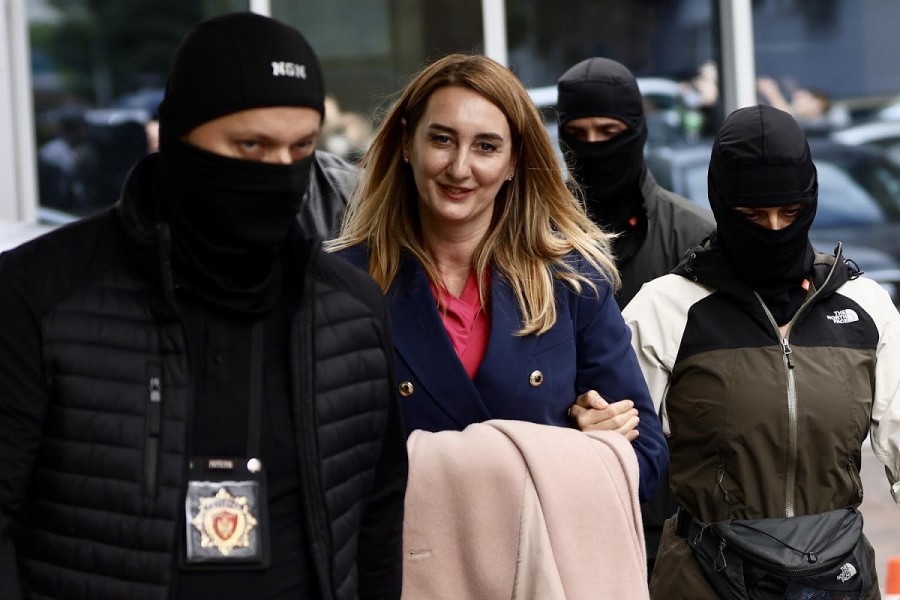 SDT: Perović se tereti da je pribavila sebi i drugima imovinsku korist preko 60.000 evra, o zloupotrebi službenog vozila formiran drugi predmet