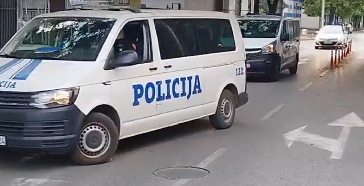 Lazović i Katnić privedeni sudiji za istragu, advokati zatražili izuzeće Šćepanovića