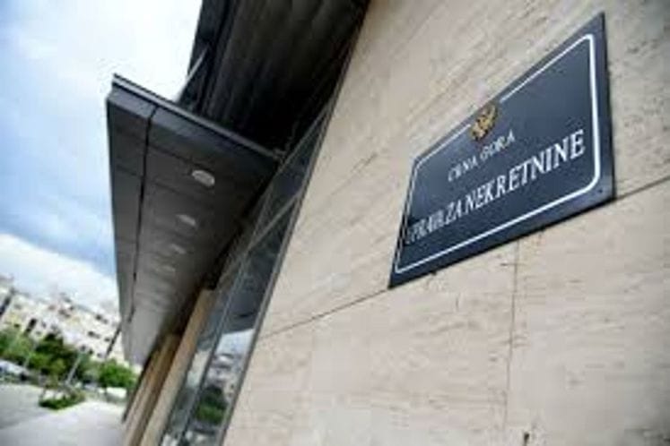 Demant v.d. direktora Uprave za nekretnine na izjavu Zenovića: ”Grbljanima omogućiti knjiženje u Mrčevom polju”